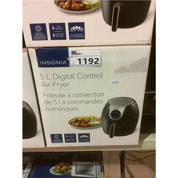 INSIGNIA 5L DIGITAL CONTROL AIR FRYER