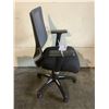 Image 2 : MESH BACK ROLLING OFFICE CHAIR