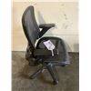 Image 2 : MESH BACK ROLLING OFFICE CHAIR