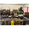 Image 1 : WEEDEATER FB25GAS POWERED LEAF BLOWER