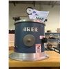 Image 2 : ARBE MELTING POT ON STAND