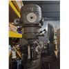 Image 2 : HartFord Milling Machine 550v with feed