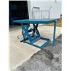 Image 2 : Hydraulic Table 42''x78''x46''  cap: 5000lbs