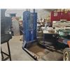 Image 1 : Blue Giant Hydraulic Lift Positioner Truck 1500lbs 12v