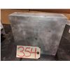 Image 1 : Aluminum bloc 8,25" x 7 75" x 2,50"