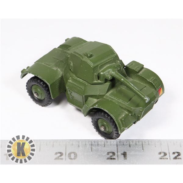 #18 DINKY TOYS #670 ARMOURED CAR MILITARY VEHICLE