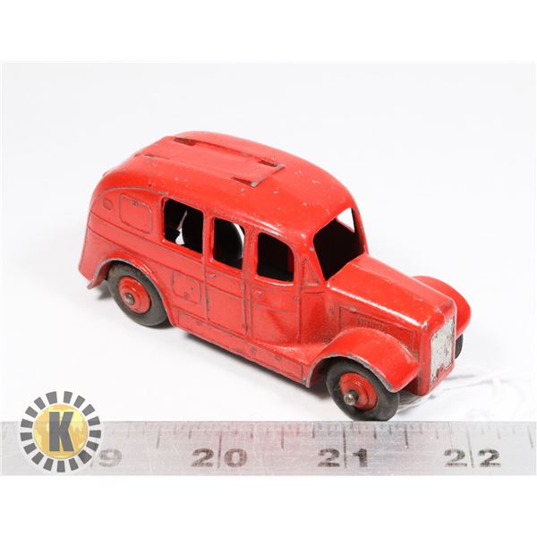 #41  DINKY TOYS #250 FIRE ENGINE FOR RESTORATION