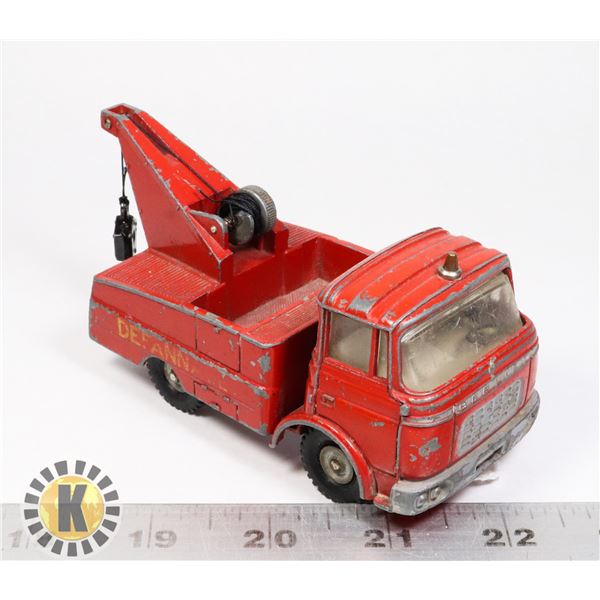 #74 DINKY TOYS #434 CRASH TRUCK RED MECCANO