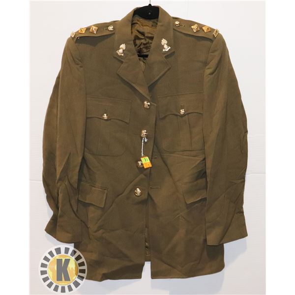 #502  1962 ROYAL CANADIAN ARTILLERY RCA JACKET