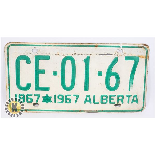 #607 ALBERTA 1967 LICENCE PLATE CE-01-67 CANADA