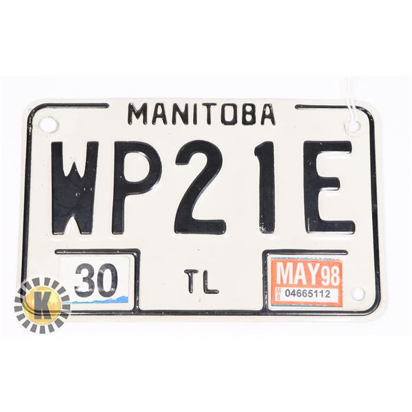 #615 MANITOBA 1998 LICENCE PLATE TRAILER WP2 1E