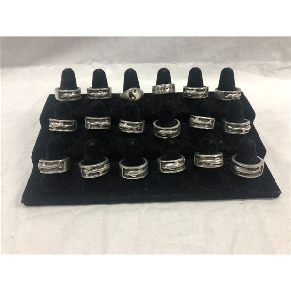 18 Assorted Men's Fashion Rings