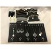Image 1 : 10 Assorted Fashion Accessories