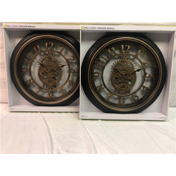 2 Wall Clocks