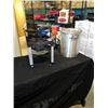 Image 1 : PROPANE BURNER WITH POT