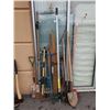 Image 1 : 2 BUNDLES OF GARDEN TOOLS, SHOVELS, RAKE, PITCHFORK, EXTENTION POLE