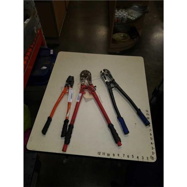 2 PAIRS OF BOLT CUTTERS AND CABLE CRIMPERS