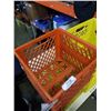 Image 4 : 4 MILK CRATES