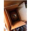 Image 4 : 6 WAGNER SEALED BEAM OFFROAD LIGHTS AND HALLA FOG LIGHTS, PIAA BULBS, PER-LUX BULBS