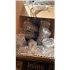 Image 3 : PALLET OF NEW CAKE LIFTERS, PLASTIC CLAMSHELL CASES AND MORE