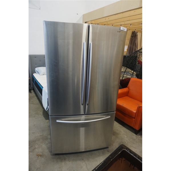 SAMSUNG STAINLESS FRIDGE WITH BOTTOM FREEZER - MODEL RF26HFENDSR - FRIDGE WORKING, BOTTOM FREEZER NO