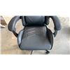Image 3 : BLACK NAZ GAMING CHAIR