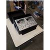 Image 1 : CDMIX MP3 PORTABLE MIXING CONSOLE IN NUMARK CARRYING CASE