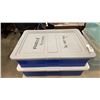 Image 5 : 5 STORAGE CONTAINERS - 2 TOTES AND 3 CLAMSHELL SNAP CASES