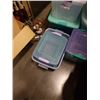 Image 2 : 8 TOTES, 6 WITH LIDS