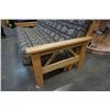 Image 3 : OAK FUTON