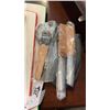 Image 2 : LOT OF SKANDIA KNIVES WITH J.A. HENKELS KNIVES, SCISSORS AND CUTTING BOARDS