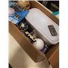 Image 2 : BOX OF ARTS AND CRAFTS SUPPLIES