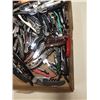 Image 3 : TRAY OF CORKSCREWS