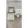 Image 2 : APPLE AIRPODS W/ CHARGING CASE - TESTED WORKING