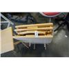 Image 3 : 4 MAPLE TV TRAYS ON STAND