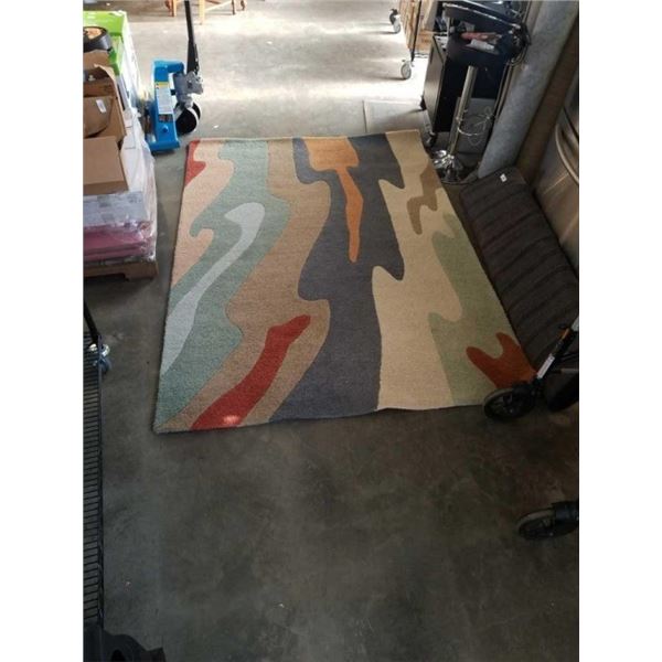 5FT X 7FT AREA RUG