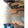 Image 4 : 5FT X 7FT AREA RUG