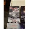 Image 15 : LOT OF MODERN NOVELS, HARDCOVER BOOKS AND COOK BOOKS