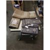 Image 1 : 4 AREA CARPETS
