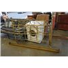 Image 1 : BRASS QUEENSIZE BED FRAME