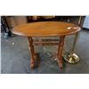 Image 2 : BRASS TABLE LAMP AND MAPLE ENDTABLE