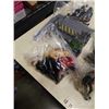 Image 9 : X-MEN STATUE OF LIBERTY AND 3 BAGS OF X-MEN ACCESSORIES AND 10 X-MEN  FIGURES 2 W/ WHEEL CHAIRS