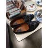 Image 2 : ROBERT BATEMAN HARDCOVER BOOK, COLLECTOR PLATES, CDS AND BOSTONIAN LEATHER SHOES SIZE 12