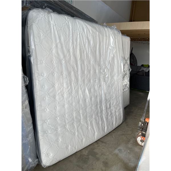 KING SIZE SEALY POSTUREPEDIC GUILDFORD COMFORT EUROTOP MATTRESS