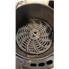 Image 3 : GOURMIA AIR FRYER - WORKING