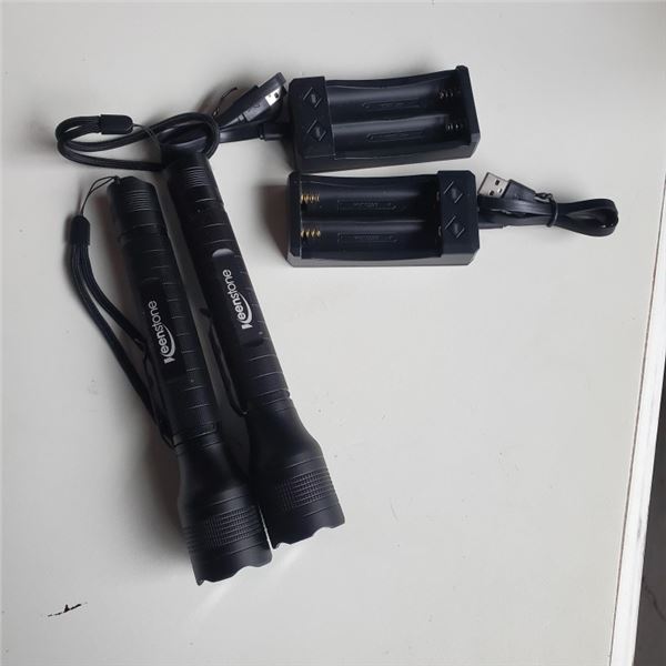 2 NEW KEENSTONE 3000 LUMEN ADJUSTABLE BEAM FLASHLIGHTS NO BATTERIES WITH 18650 BATTERY CHARGERS