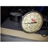 Image 7 : Schrader Pressure gauge
