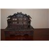 Image 2 : BLACK FOREST CHALET MUSIC BOX W/KEY