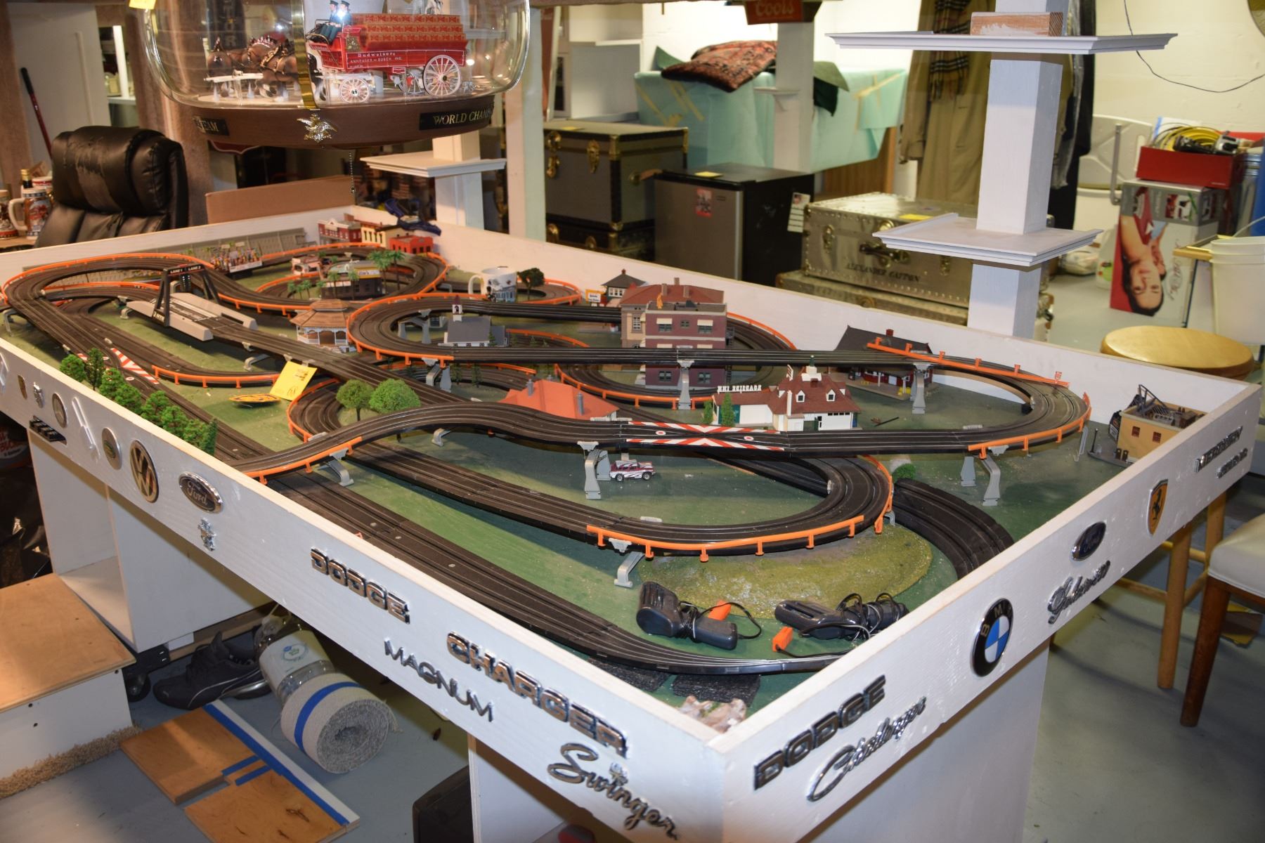 RACE CAR TRACK & BUILDINGS