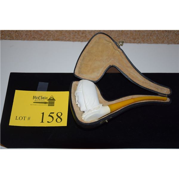 MEERSCHAUM PIPE W/CASE